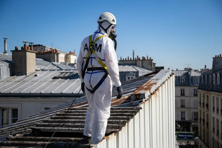 25 ans d'expérience 25 ans d'expérience — ADM PARIS, désamiantage à Paris