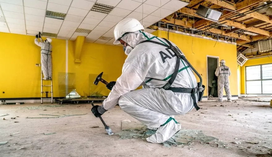 Combien de temps dure un chantier de désamiantage ? — ADM PARIS, désamiantage à Paris
